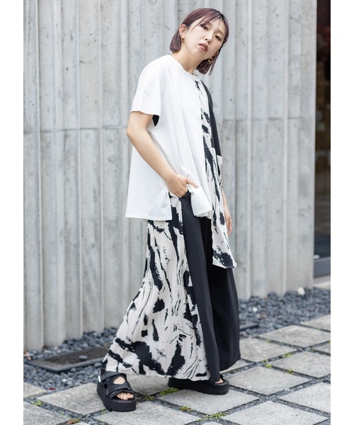 OSMOSIS（オズモーシス）の「プリント切替Tシャツ（Tシャツ/カットソー・レディース・ホワイト/ブラック・ONE SIZE）」の6枚目の写真