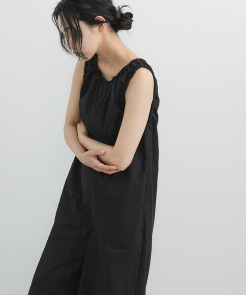 KBF（ケイビーエフ）の「『WEB限定』ギャザーディティールオールインワン（その他パンツ・レディース・ホワイト系その他/ブラック・ONE）」の20枚目の写真