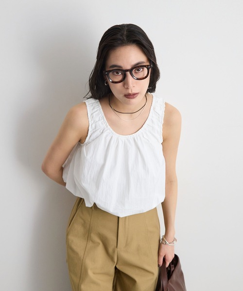 STELLA FISH(ステラフィッシュ)の「ネックギャザーバルーンブラウス / ノースリーブ(シャツ/ブラウス・レディース・ブラック/ホワイト/カーキ・FREE)」の15枚目の写真