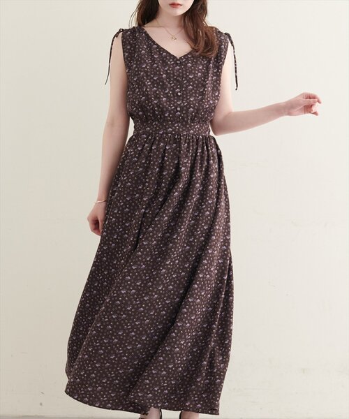 natural couture(ナチュラルクチュール)の「ドロストデザインVネックワンピース(ワンピース・レディース・ブラック/ブラウン/ピンク・FREE)」の16枚目の写真