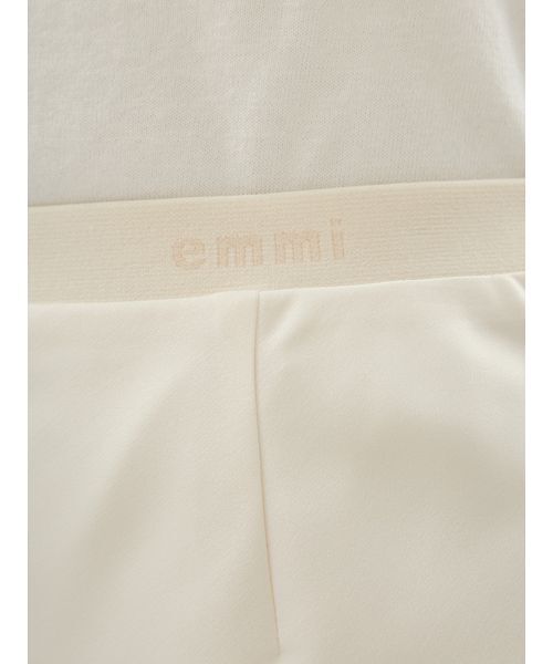 emmi(エミ)の「emmiロゴゴムジャガードサテンナロースカート(スカート・レディース・アイボリー/ブラック・0/1)」の12枚目の写真