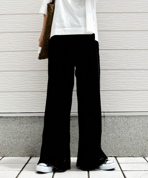Q（キュー）の「ラインゴムストライプレースパンツ（その他パンツ・レディース・ブラック/アイボリー・MEDIUM）」の6枚目の写真