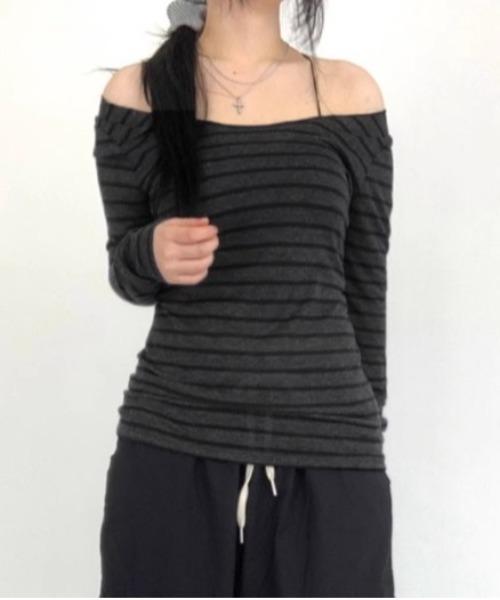 Vini(ヴィニ)の「マルチボーダータイトロンT(Tシャツ/カットソー・レディース・ライトグレー/ダークグレー・MEDIUM)」の5枚目の写真