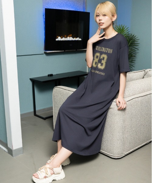 GORGE(ゴージ)の「《ピグメント加工・カレッジロゴ》ナンバープリントロングワンピース/ストリート×カジュアル/春夏秋/全3色(ワンピース・レディース・ネイビー/ブラウン/チャコール・F)」の9枚目の写真