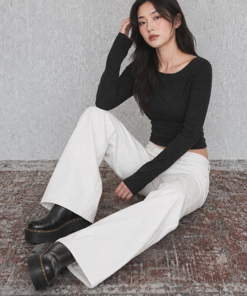 Sibra(シブラ)の「ローライズジャガードワイドデニムパンツ(デニムパンツ・レディース・ネイビー/ホワイト・M/L/S)」の4枚目の写真