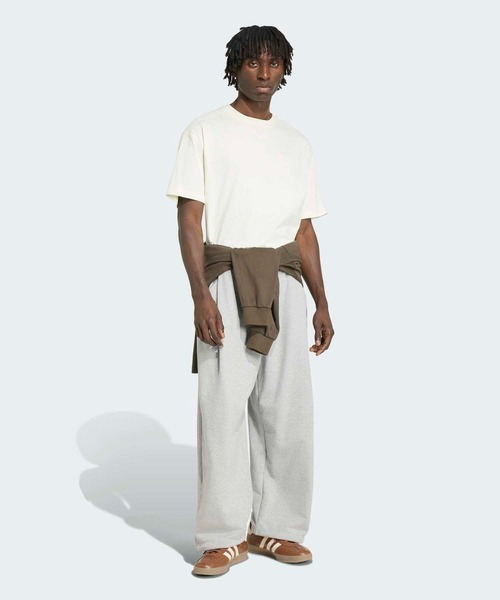 adidas（アディダス）の「プレミアムエッセンシャルズ オープンワイド ヘムパンツ / アディダスオリジナルス adidas Originals（その他パンツ・メンズ・グレー・XX-LARGE/3XL/X-LARGE/LARGE/X-SMALL/MEDIUM/SMALL）」の5枚目の写真