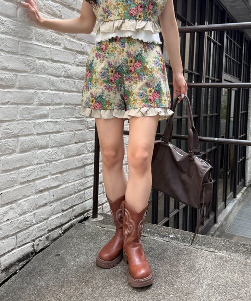 w closet(ダブルクローゼット)の「ゴブランショートパンツ(その他パンツ・レディース・ベージュ/ブラック・FREE)」の11枚目の写真