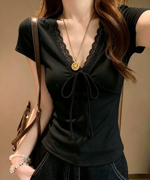 Girly Doll（ガーリードール）の「Vネックリボン付きカットソー（Tシャツ/カットソー・レディース・ブラック/ホワイト・L/M）」の2枚目の写真