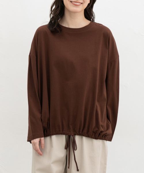 Honeys(ハニーズ)の「裾ドロストゆるTシャツ(Tシャツ/カットソー・レディース・ブラック/グレイッシュベージュ/ダークブルー/キャメル/ブラウン・F)」の3枚目の写真