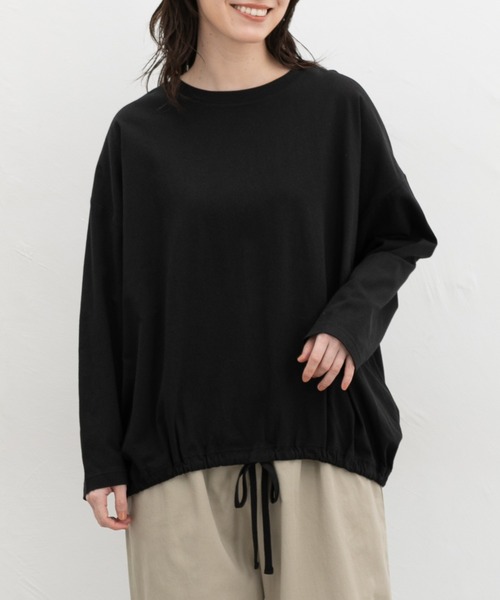 Honeys(ハニーズ)の「裾ドロストゆるTシャツ(Tシャツ/カットソー・レディース・ブラック/グレイッシュベージュ/ダークブルー/キャメル/ブラウン・F)」の2枚目の写真