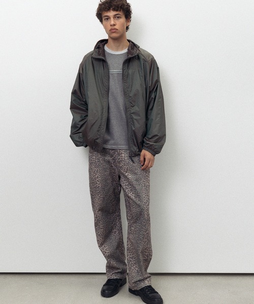 thisisneverthat(ディスイズネバーザット)の「PERTEXR SP-Logo Windbreaker(その他アウター・メンズ・オリーブ/ネイビー・XL/L/M/S)」の6枚目の写真