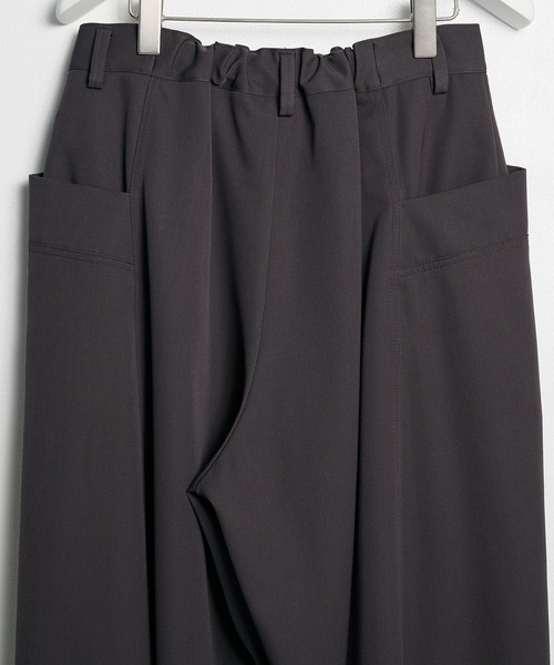 UJOH(ウジョー)の「【UJOH HOMME】Curve PNT(スラックス・メンズ・ブラック・4)」の3枚目の写真