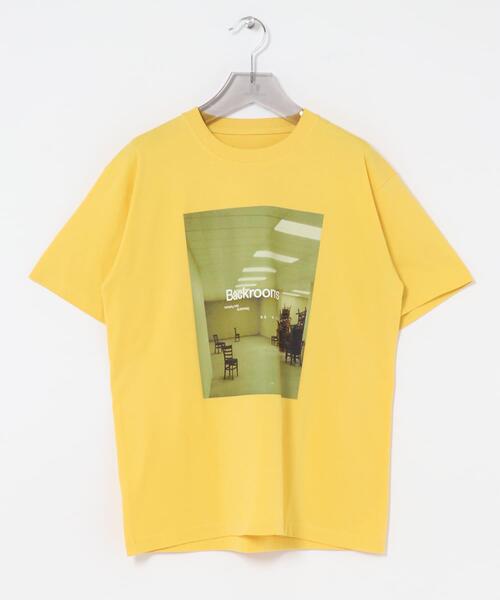 URBAN RESEARCH(アーバンリサーチ)の「URBAN RESEARCH×Backrooms×A24 LIMINAL SPACE T-SHIRTS(Tシャツ/カットソー・メンズ・イエロー系その他/ホワイト/ブラック・MEDIUM/X-LARGE/LARGE)」の3枚目の写真