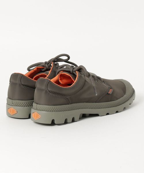 PALLADIUM(パラディウム)の「【レイン】PALLADIUM/パラディウム Pampa Oxford Paddle Lite WP/パンパオックスフォード パドルライト WP(レインシューズ・メンズ・ブラック×グレー/ピンク/ブラック×ブラック/レッド/ブラック×ホワイト/ネイビー/カーキ/ホワイト×ホワイト/ライトカーキ・29.0cm/26.5cm/28.0cm/26.0cm/22.5cm/23.0cm/25.0cm/27.0cm/24.5cm/24.0cm/25.5cm/27.5cm/23.5cm)」の10枚目の写真