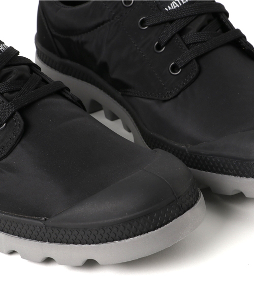 PALLADIUM(パラディウム)の「【レイン】PALLADIUM/パラディウム Pampa Oxford Paddle Lite WP/パンパオックスフォード パドルライト WP(レインシューズ・メンズ・ブラック×グレー/ピンク/ブラック×ブラック/レッド/ブラック×ホワイト/ネイビー/カーキ/ホワイト×ホワイト/ライトカーキ・29.0cm/26.5cm/28.0cm/26.0cm/22.5cm/23.0cm/25.0cm/27.0cm/24.5cm/24.0cm/25.5cm/27.5cm/23.5cm)」の14枚目の写真