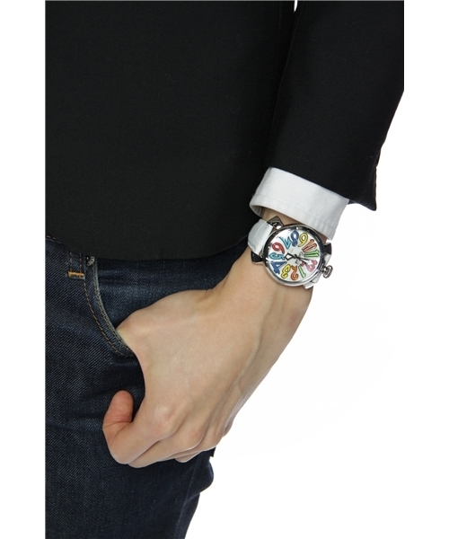 BRILLA per il gusto（ブリッラペルイルグースト）の「GaGa MILANO / MANUALE 40MM ACCIAIO 5020.7（アナログ腕時計・メンズ・ホワイト・ONE SIZE）」の10枚目の写真