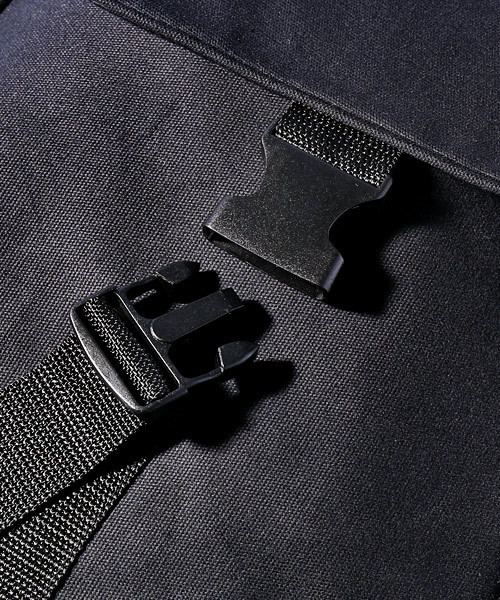 devirock（デビロック）の「ベルトバックルスクエアリュックサック（バックパック/リュック・キッズ・ブラック/カーキ/レッド/ピンク/ブルー/ネイビー/カモフラージュ・ONE SIZE）」の11枚目の写真