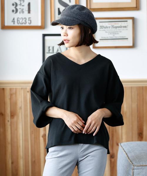 coen(コーエン)の「STフライスVネックカットソー(ブラック ⇒ WEB限定カラー)(その他トップス・レディース・アイボリー/ワイン/ブラック/ネイビー・FREE)」の1枚目の写真