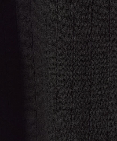 w closet(ダブルクローゼット)の「カシミヤタッチワイドリブVネックプルオーバ(ニット/セーター・レディース・ホワイト/ピンクベージュ/グレー/ピンク/チャコールグレー/ブラック・FREE)」の11枚目の写真