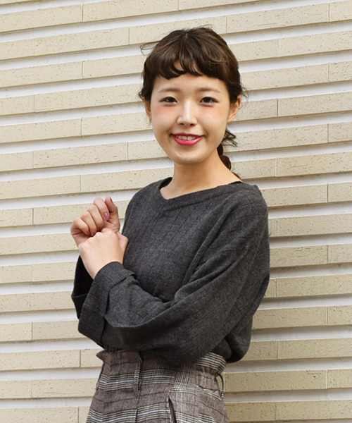 w closet(ダブルクローゼット)の「カシミヤタッチワイドリブVネックプルオーバ(ニット/セーター・レディース・ホワイト/ピンクベージュ/グレー/ピンク/チャコールグレー/ブラック・FREE)」の12枚目の写真