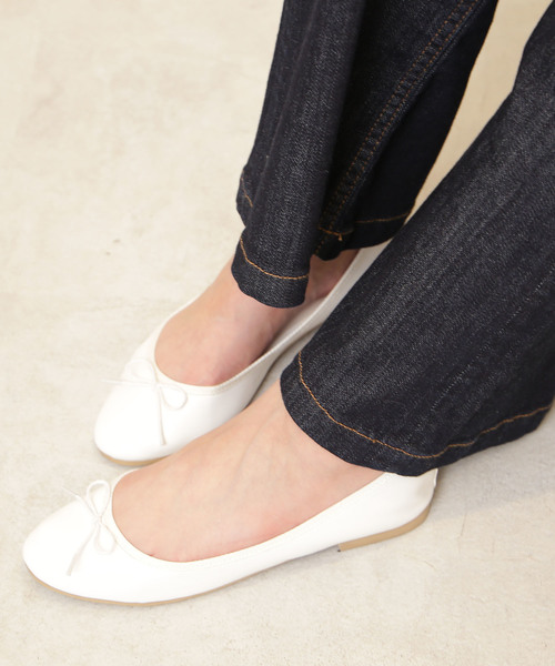 N.(N. Natural Beauty Basic)(エヌエヌナチュラルビューティーベーシック)の「◆バレエシューズ(バレエシューズ・レディース・ホワイト/ブラック/レッド/シルバー・SMALL/MEDIUM/LARGE)」の2枚目の写真