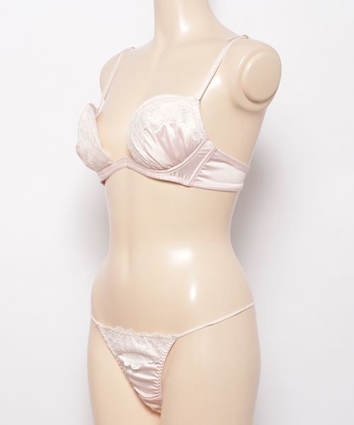 Ravijour（ラヴィジュール）の「SATIN RICH ホットリフトブラTバック