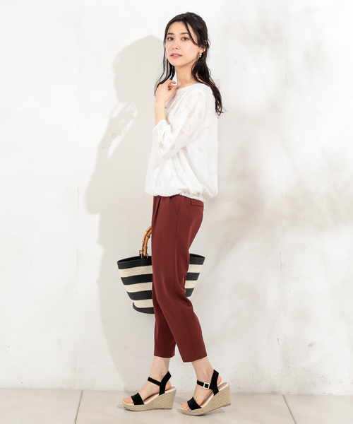 un dix cors（アンディコール）の「【5色展開】ドライタッチテーパードパンツ（その他パンツ・レディース・ライトグレー/ブラック/ブラウン/ベージュ/ネイビー・SMALL/MEDIUM）」の3枚目の写真