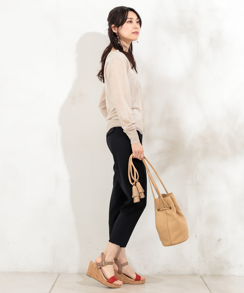 un dix cors（アンディコール）の「【5色展開】ドライタッチテーパードパンツ（その他パンツ・レディース・ライトグレー/ブラック/ブラウン/ベージュ/ネイビー・SMALL/MEDIUM）」の6枚目の写真