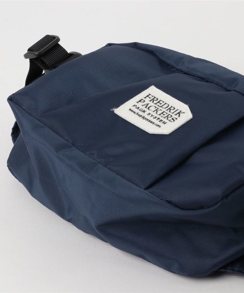 FREDRIK PACKERS（フレドリックパッカーズ）の「【FREDRIK PACKERS/フレドリックパッカーズ】420 DIVISION HIP（ショルダーバッグ・レディース・ブラック/ネイビー/タン・FREE）」の6枚目の写真