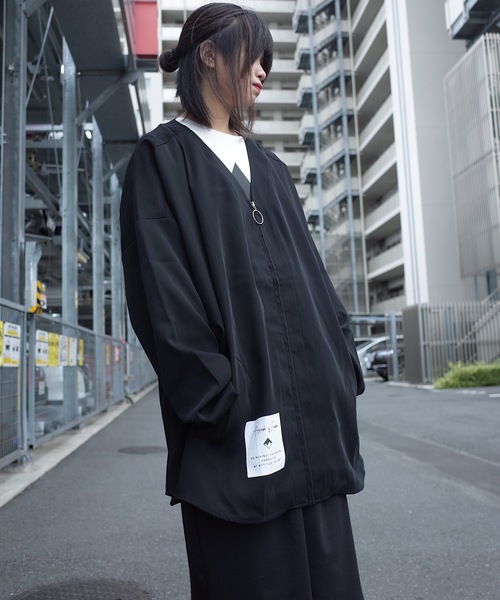 rovtski(ロフトスキー)の「rovtski【ビッグシルエット】2018 AUTUMN POLY FULL ZIP V NECK F(カーディガン/ボレロ・レディース・ブラック/ネイビー/ワイン・FREE)」の10枚目の写真
