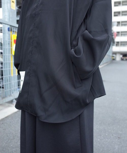 rovtski(ロフトスキー)の「rovtski【ビッグシルエット】2018 AUTUMN POLY FULL ZIP V NECK F(カーディガン/ボレロ・レディース・ブラック/ネイビー/ワイン・FREE)」の17枚目の写真