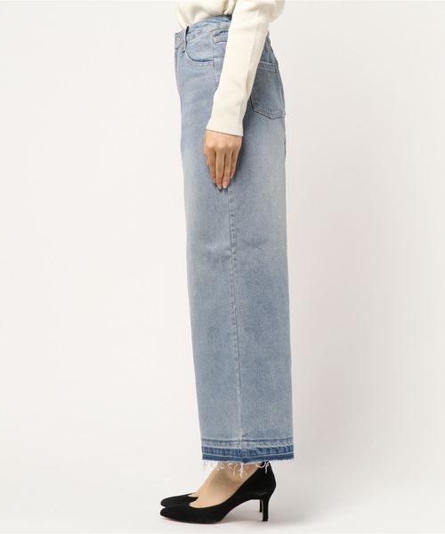 KOBE LETTUCE（コウベレタス）の「バックウエストゴムベーシックデニムワイドパンツ（デニムパンツ・レディース・ライトブルー/ブルー・FREE）」の3枚目の写真