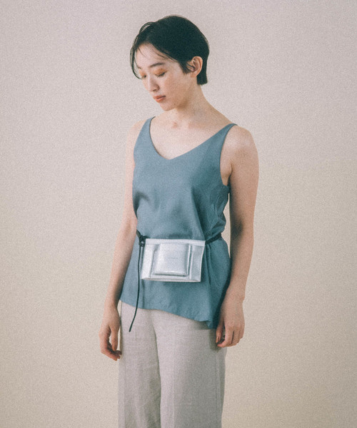 STUDIOUS（ステュディオス）の「【LAUGOA】ウォレット付きミニショルダーバッグ/Luster 19126-11014（ショルダーバッグ・レディース・ホワイト/ブラック/ベージュ/ライトピンク/ライトグレー/シルバー/グレー・FREE）」の7枚目の写真