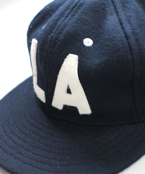EBBETS FIELD FLANNEL（エベッツフィールドフランネル）の「【EBBETS FIELD FLANNELS / エベッツフィールドフランネルズ】LA Angels 1954 Cap（キャップ・メンズ・ネイビー・FREE）」の4枚目の写真