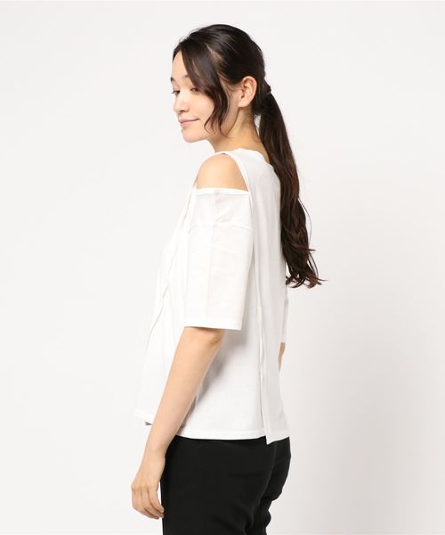 KOBE LETTUCE（コウベレタス）の「アシメレイヤード肩スリットオープンショルダーTシャツ（Tシャツ/カットソー・レディース・オフホワイト/ブルー/モカ/ブラック・FREE）」の7枚目の写真