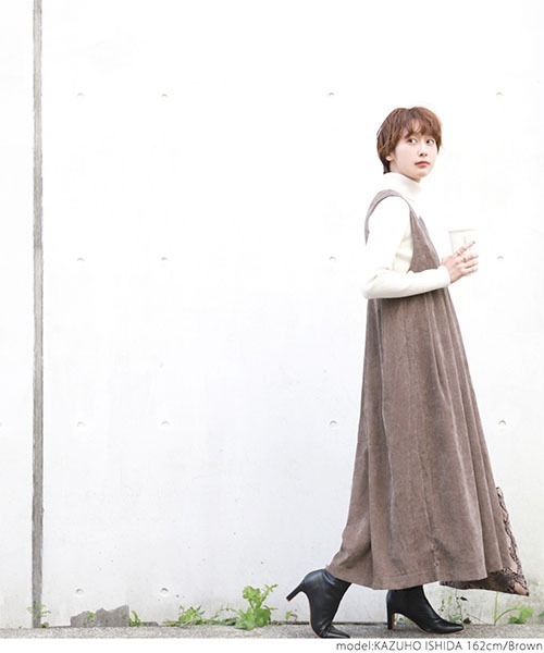 coca（coca）（コカ）の「【前後2way】コーデュロイタックジャンパースカート（ワンピース・レディース・ブラウン・ONE SIZE）」の7枚目の写真