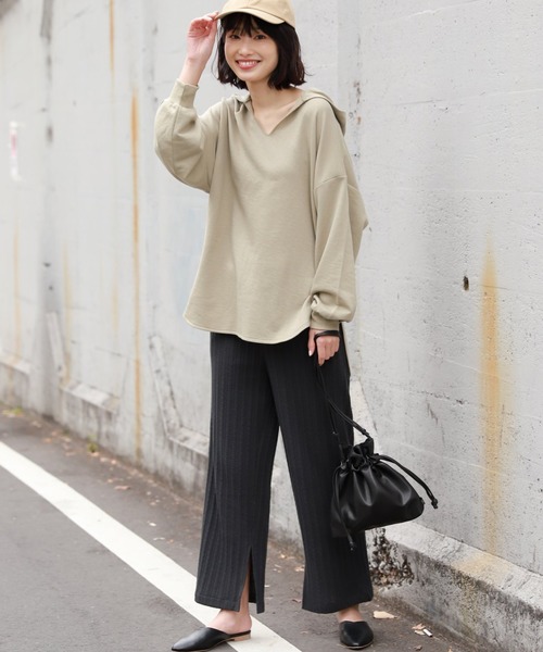 LAKOLE(ラコレ)の「ケーブルジャカードパンツ / LAKOLE(その他パンツ・レディース・オフホワイト/スモーク/キャメル・SMALL/MEDIUM)」の4枚目の写真