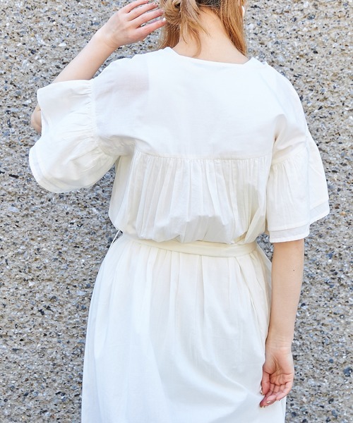 TRIANGLE PALETTE（トライアングルパレット）の「ベルト付きフレアワンピース/インド綿,インドコットン,コットン100%,綿100%（ワンピース・レディース・テラコッタ/ブラック/パープル/オフホワイト・FREE）」の7枚目の写真