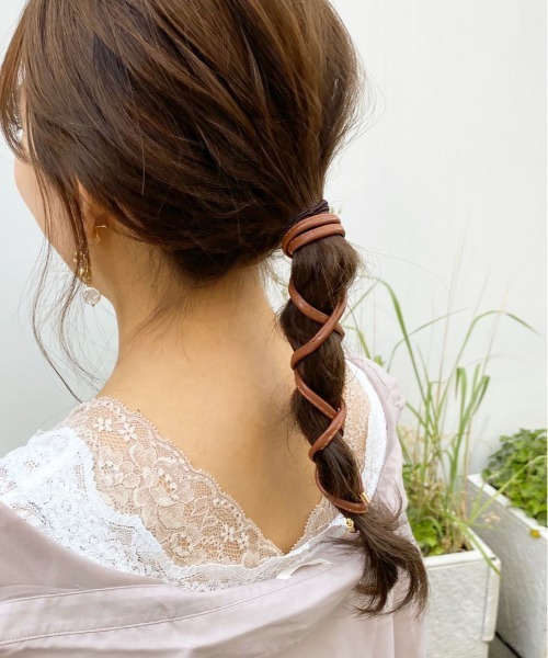 apres jour(アプレジュール)の「【apres jour×ARIAZ】グルグルヘアワイヤー(その他ヘアアクセサリー・レディース・ベージュ/モカ/ダークブラウン・FREE)」の7枚目の写真