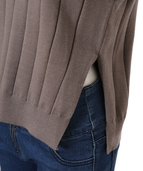 fifth（フィフス）の「スリットデザインスリーブレスニット（ニット/セーター・レディース・ホワイト/ブラック/モカ・MEDIUM）」の9枚目の写真