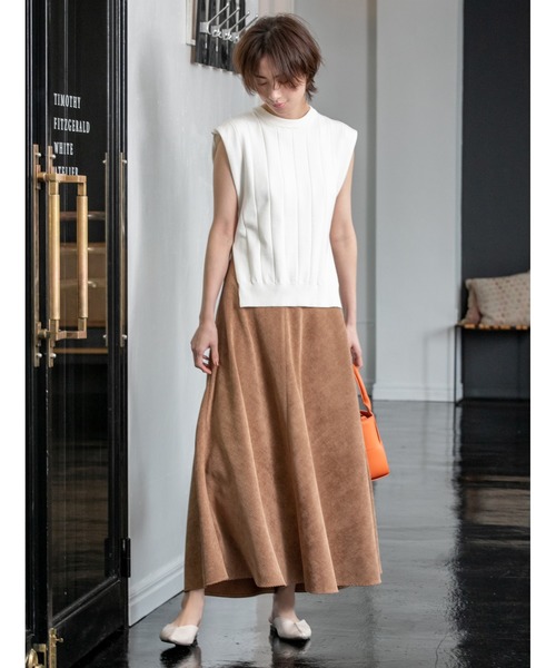 fifth（フィフス）の「スリットデザインスリーブレスニット（ニット/セーター・レディース・ホワイト/ブラック/モカ・MEDIUM）」の21枚目の写真