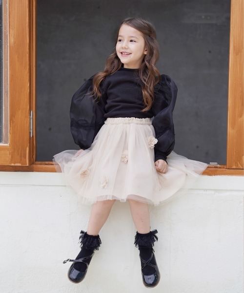 Rora(ローラ)の「オペラ パフ袖 tシャツ(スウェット・キッズ・ブラック・110cm/100cm/120cm/130cm/140cm)」の2枚目の写真