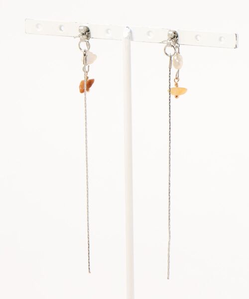 tone(トーン)の「【CouleuR】天然石×淡水パールロングピアス(ピアス(両耳用)・レディース・イエロー/グリーン・FREE)」の3枚目の写真