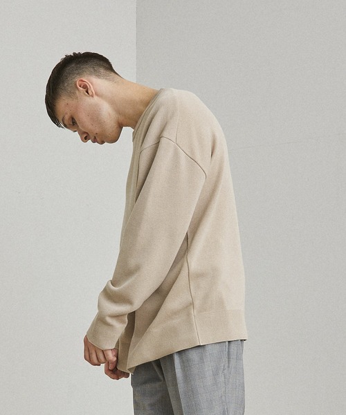 UNITED TOKYO（ユナイテッドトウキョウ）の「スムースニットプルオーバー/オーバーサイズ/ビッグシルエット（ニット/セーター・メンズ・オフホワイト/ブラック/ベージュ/カーキ・1/2/3）」の8枚目の写真