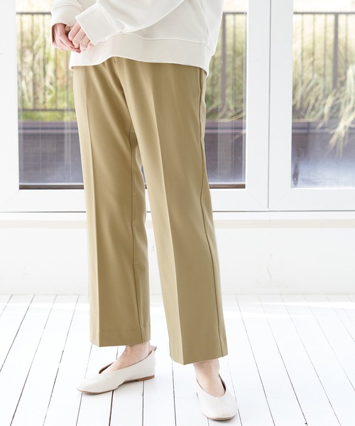 ROPE' PICNIC(ロペピクニック)の「【美脚見え】裏起毛セミフレアパンツ(その他パンツ・レディース・ブラック/ベージュ/ピンク/イエロー・40/38)」の3枚目の写真