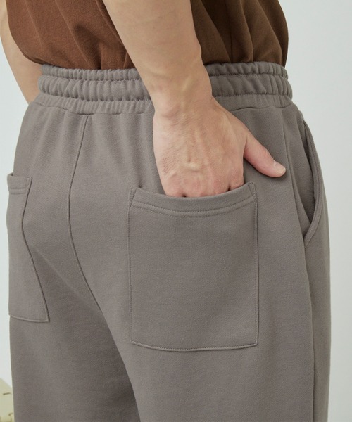 Mark Gonzales（マーク・ゴンザレス）の「Mark Gonzales マークゴンザレス 別注 【エフォートレス ラウンジセットアップ】ワンマイルウェア オーバーサイズロゴ刺繍パーカー＆スウェットパンツ（ルームウェア/パジャマ・メンズ・ブラック/オフホワイト/杢グレー/グレー系その他/グリーン系その他/ベージュ/ブラウン/アッシュブラウン/グレイッシュベージュ/ダークグレー/ブルー・M/L/XL）」の21枚目の写真