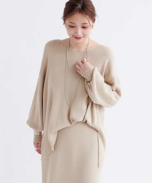 DouDou（ドゥドゥ）の「【WEB限定】【セットアップ】Vネックプルオーバー×タイトスカート（セットアップ・レディース・ブラック/ライトベージュ・FREE）」の3枚目の写真