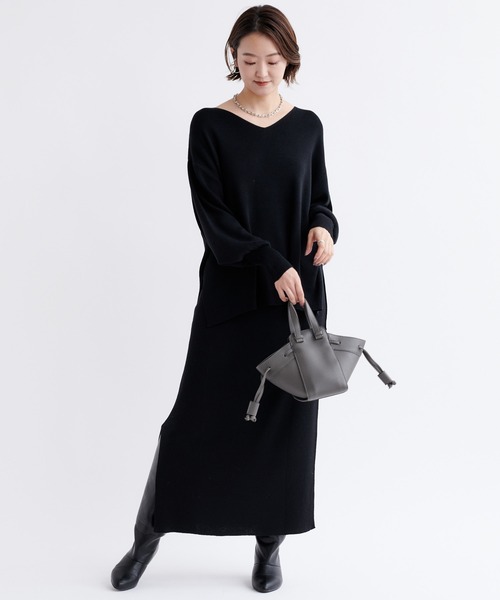 DouDou（ドゥドゥ）の「【WEB限定】【セットアップ】Vネックプルオーバー×タイトスカート（セットアップ・レディース・ブラック/ライトベージュ・FREE）」の10枚目の写真