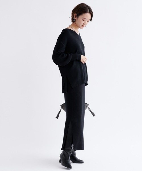 DouDou（ドゥドゥ）の「【WEB限定】【セットアップ】Vネックプルオーバー×タイトスカート（セットアップ・レディース・ブラック/ライトベージュ・FREE）」の16枚目の写真