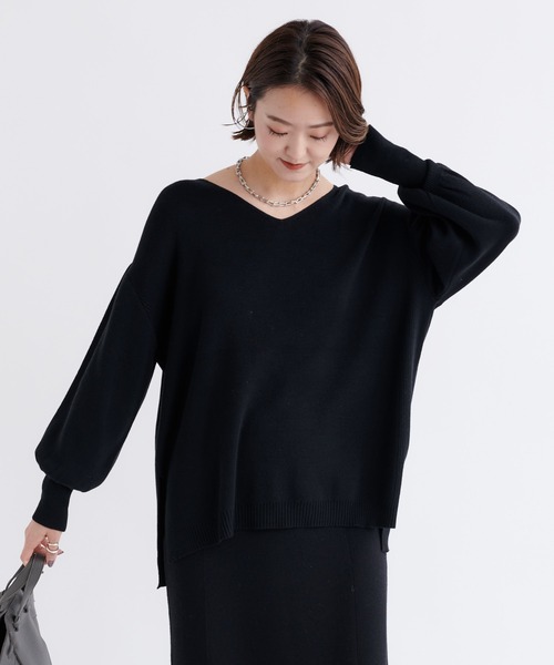 DouDou（ドゥドゥ）の「【WEB限定】【セットアップ】Vネックプルオーバー×タイトスカート（セットアップ・レディース・ブラック/ライトベージュ・FREE）」の5枚目の写真